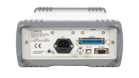 Kompaktes LCR-Messgerät ST2830